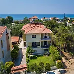 Homelia * לימנריה