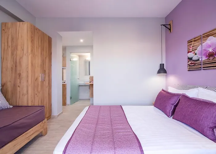 Homelia * לימנריה